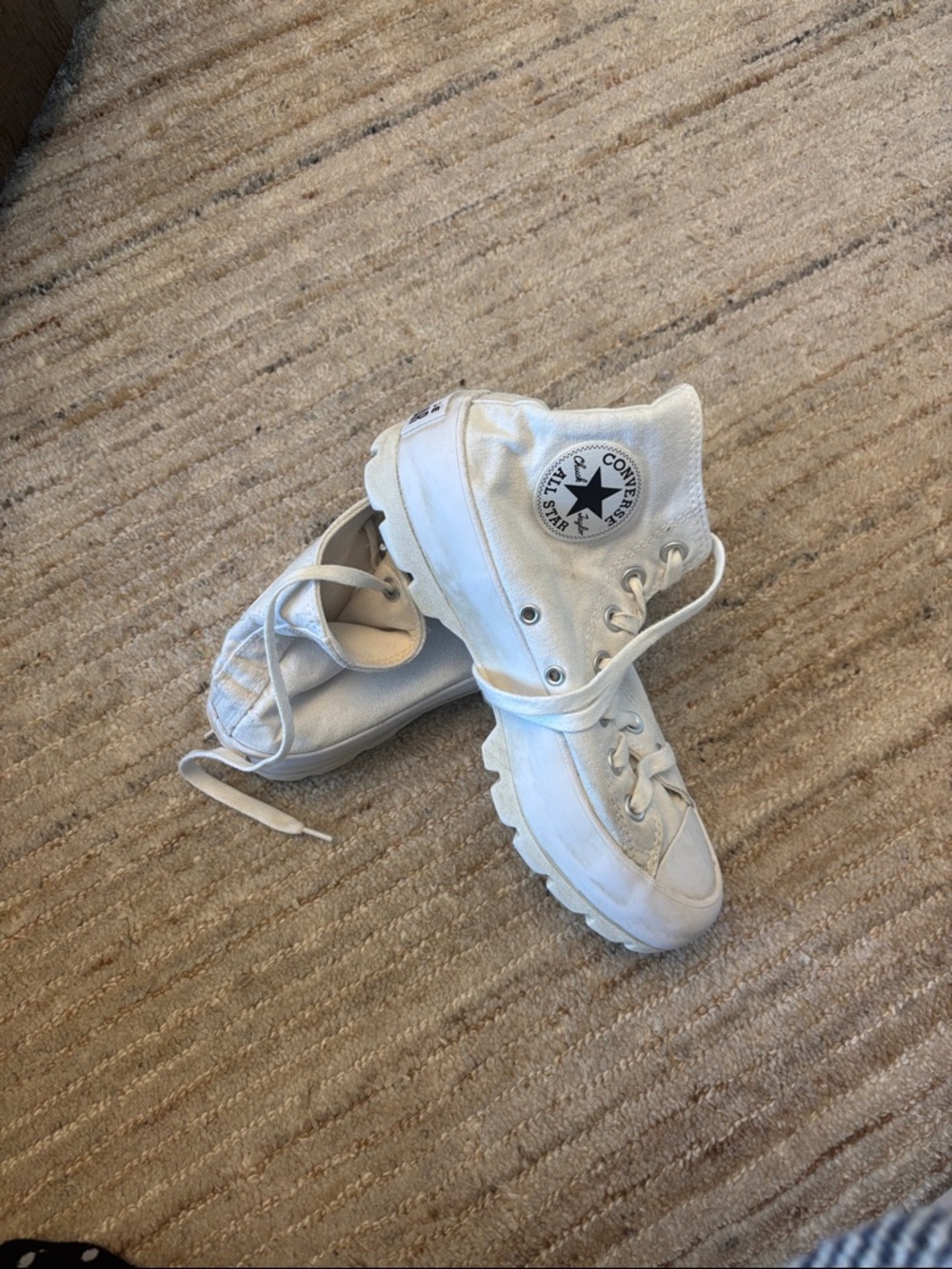 Converse All Star High Top Sneakers in White - Picture 2 of 5
